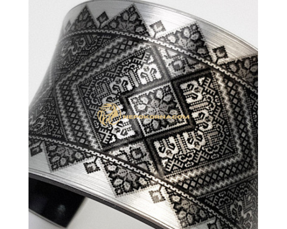 Bratara Alexandra - grafic