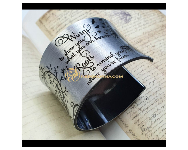 Bratara Aripi si radacini