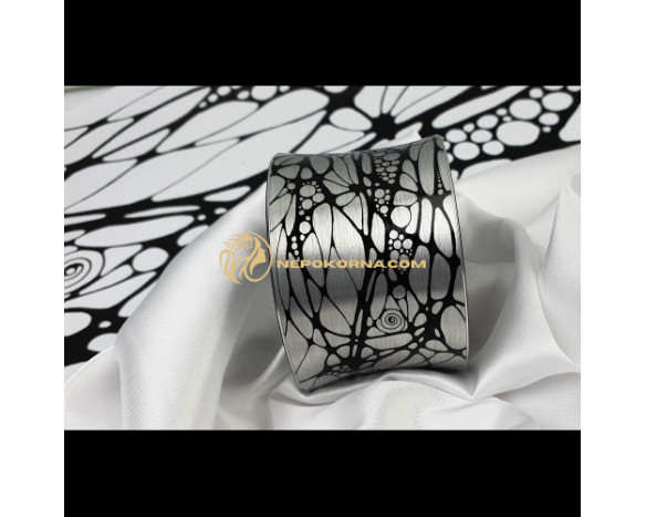 Bratara In nuanta argintie