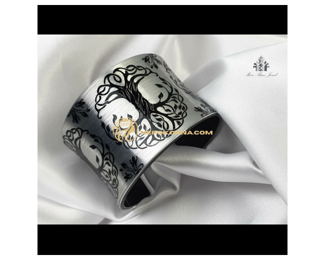 Bratara Pomul vietii