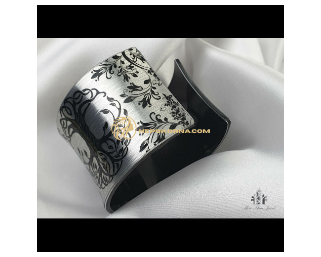 Bratara Pomul vietii