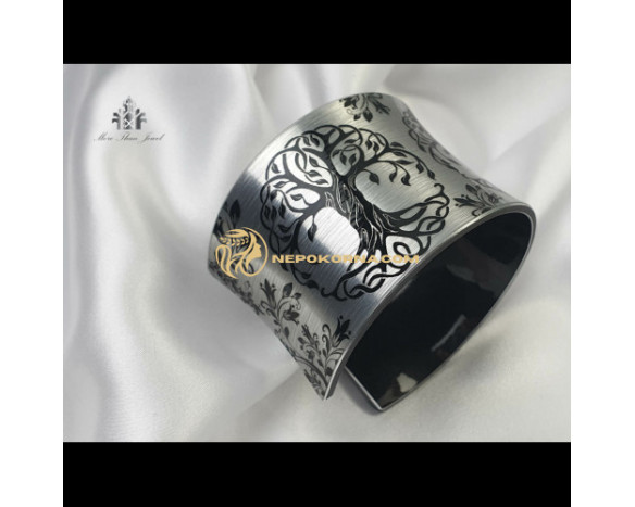 Bratara Pomul vietii