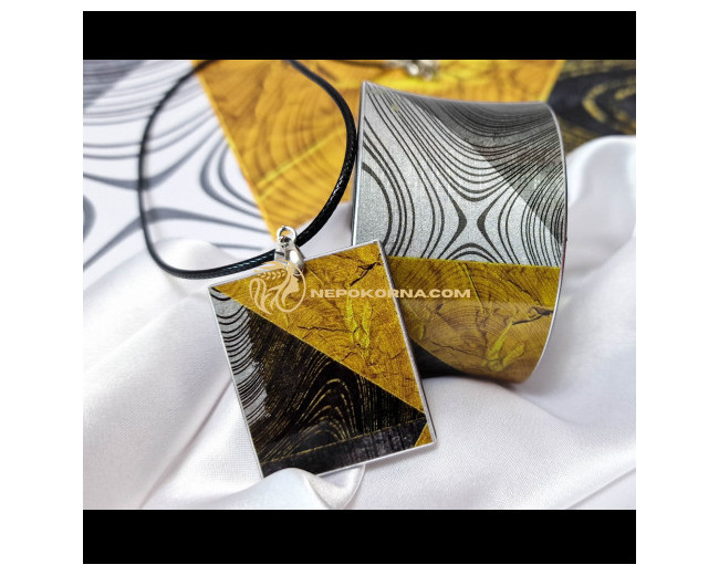 Bratara si colier - Intelepciune