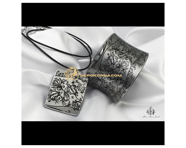 Bratara si colier - Minunatie