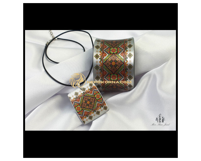 Bratara si colier - Dragostea