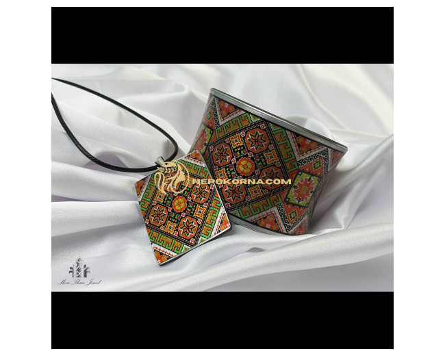 Bratara si colier - Credinta