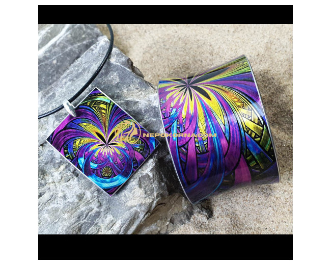 Bratara si colier - Explozie