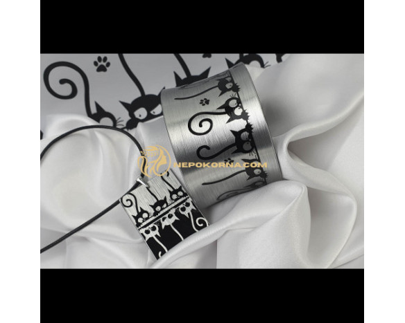 Bratara si colier - Mur