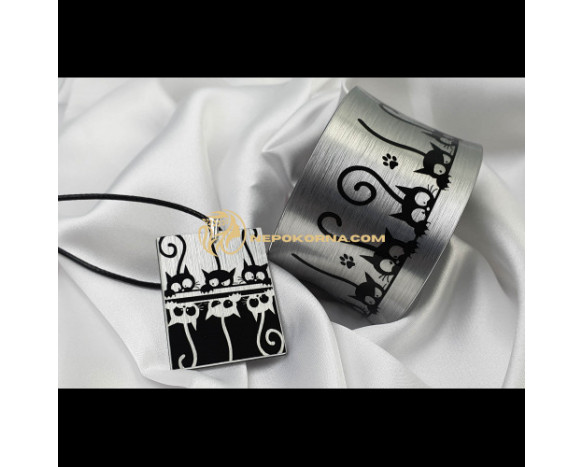 Bratara si colier - Mur